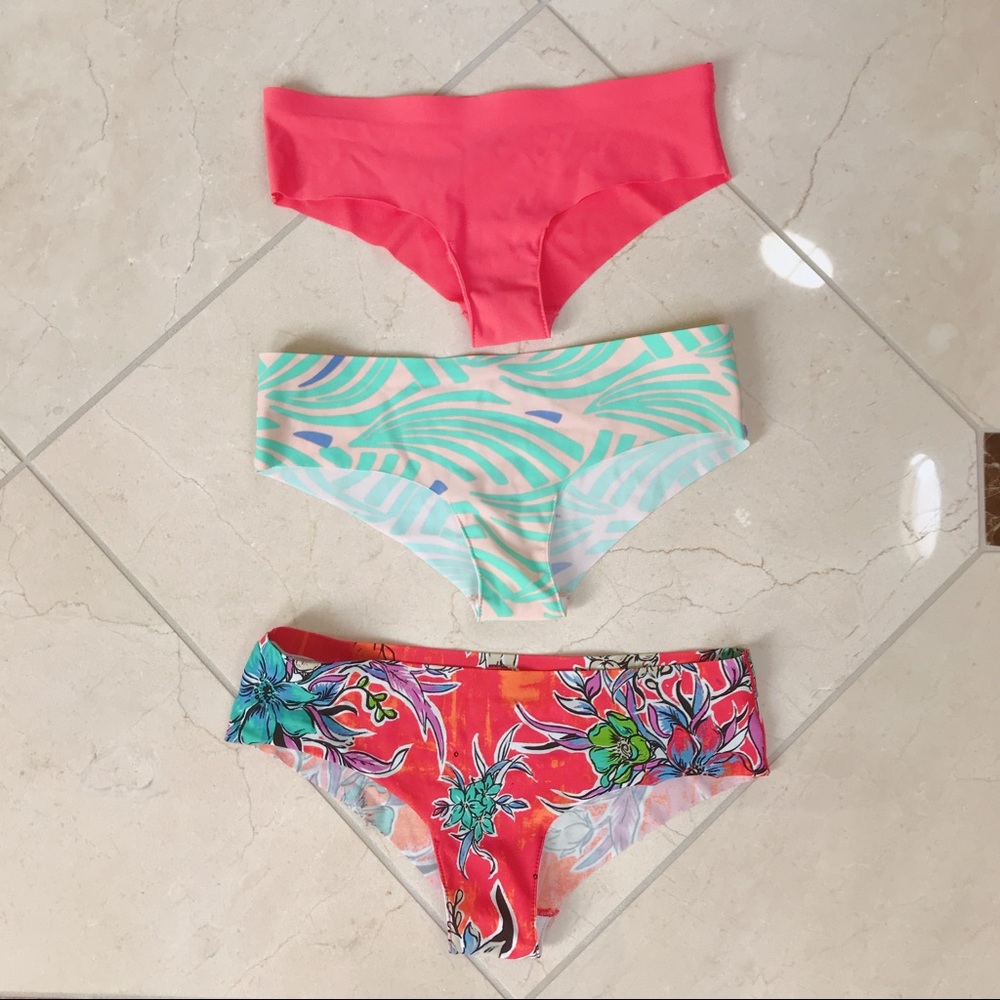 NWOT UO out from under No Show Panties